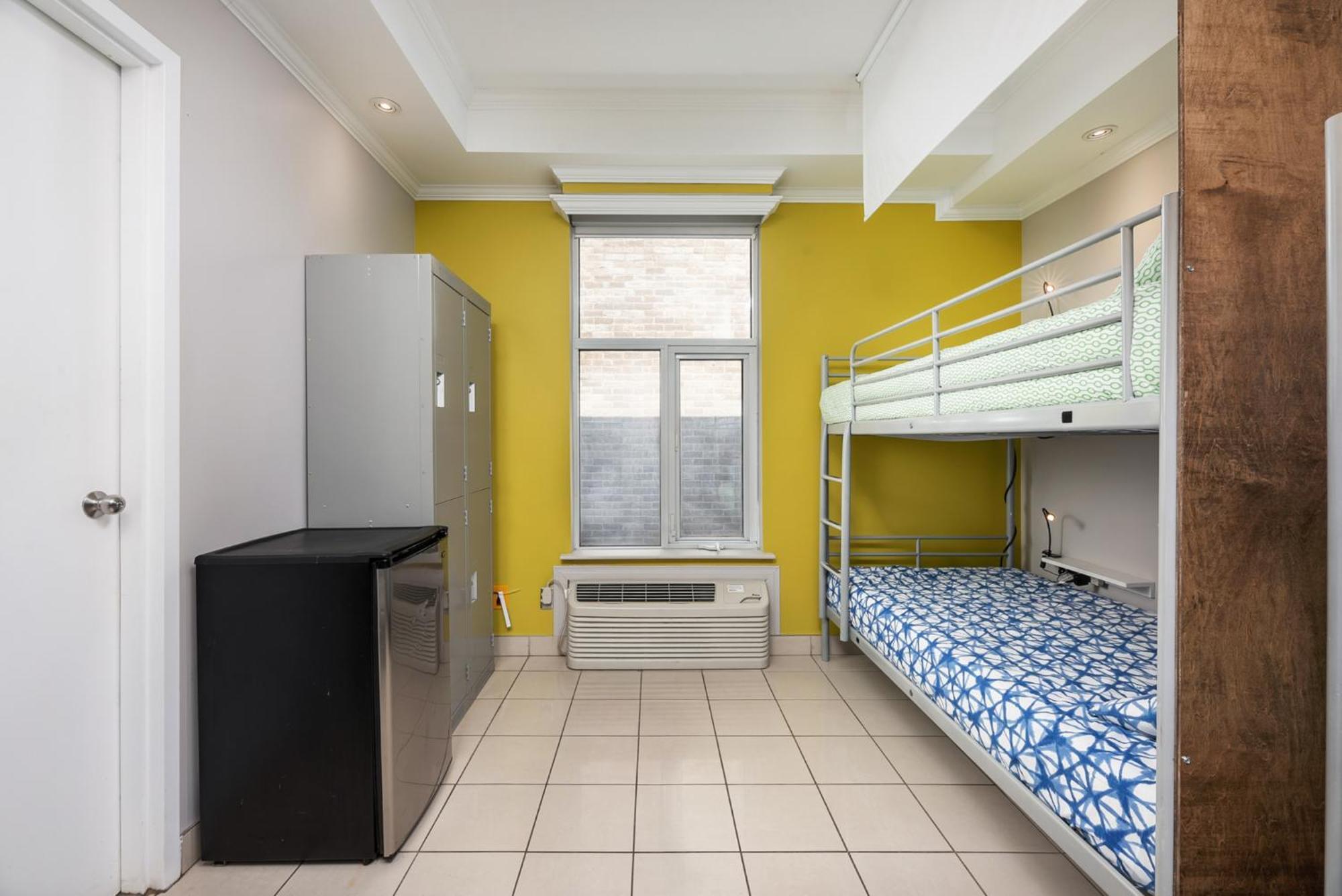 Samesun Montreal Hotel & Hostel Екстериор снимка
