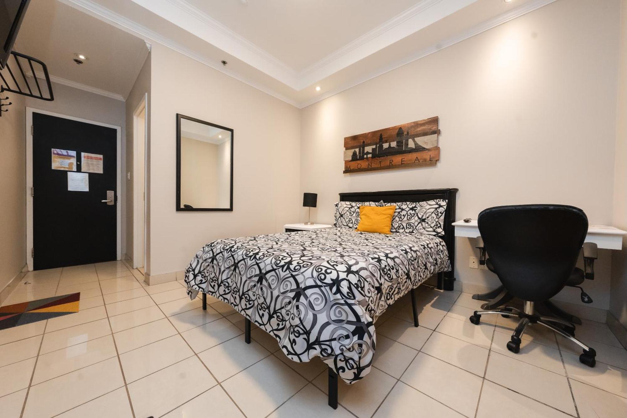 Samesun Montreal Hotel & Hostel Екстериор снимка
