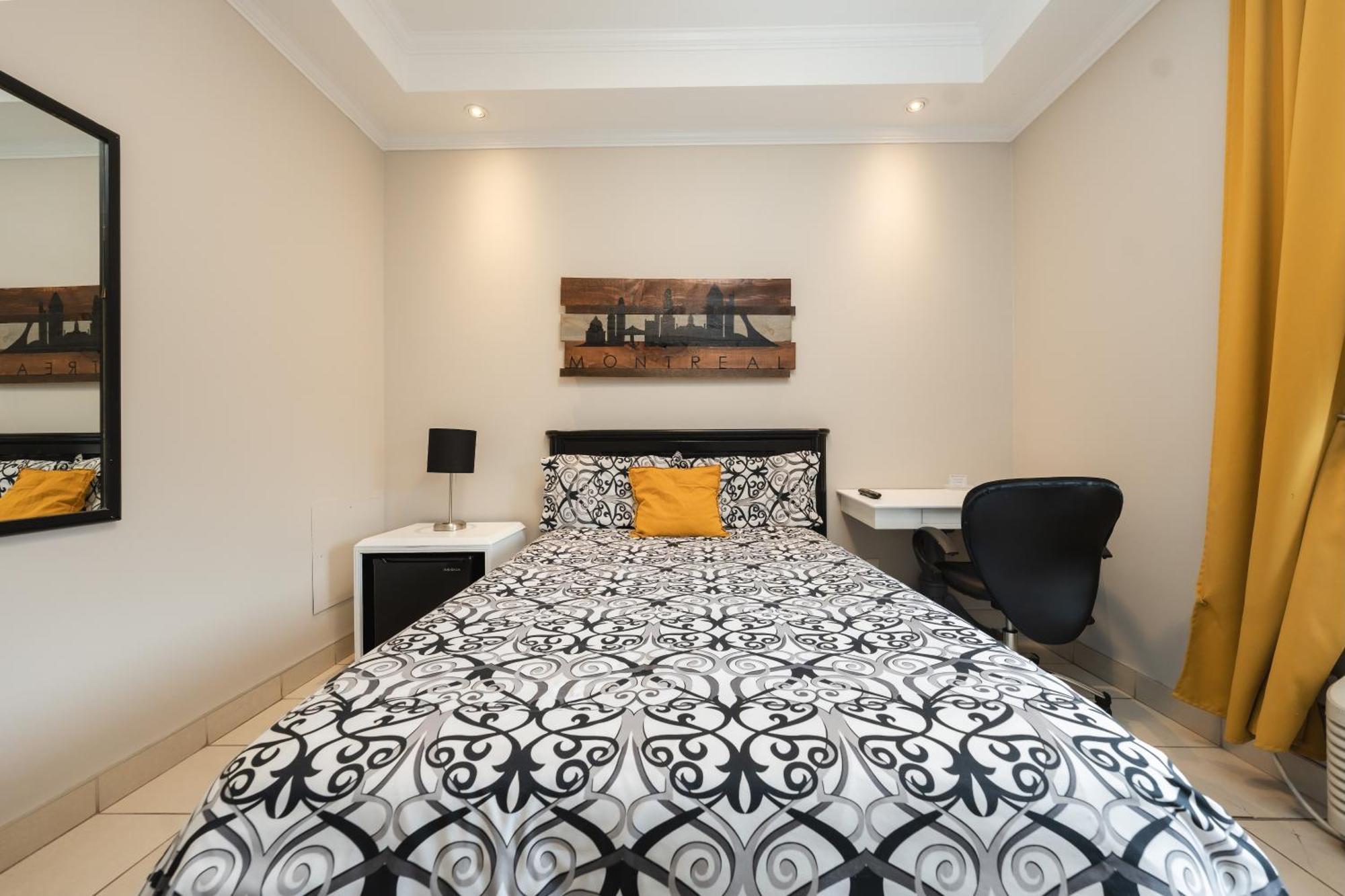 Samesun Montreal Hotel & Hostel Екстериор снимка